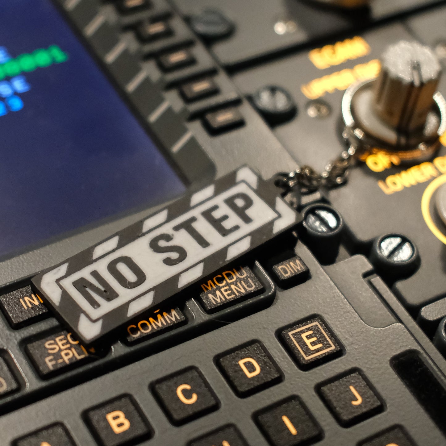 NO STEP KEYCHAIN